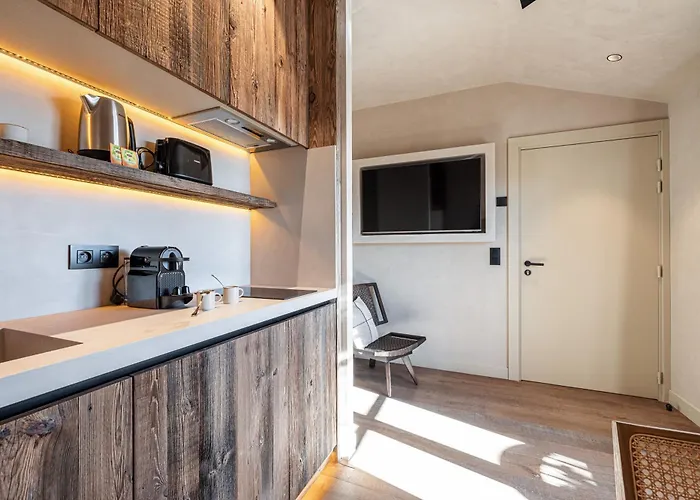 Wabisabi - Mero Cannes