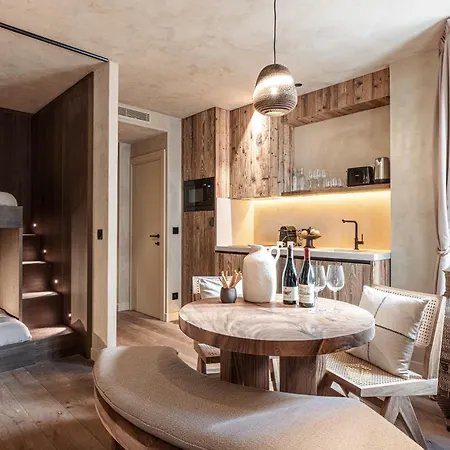 Wabisabi - Mero * Cannes